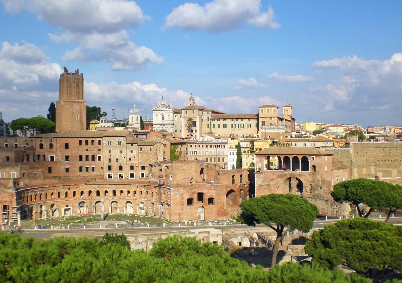 Roma Center Fori Imperiali Raffy'S Charming Suite Экстерьер фото